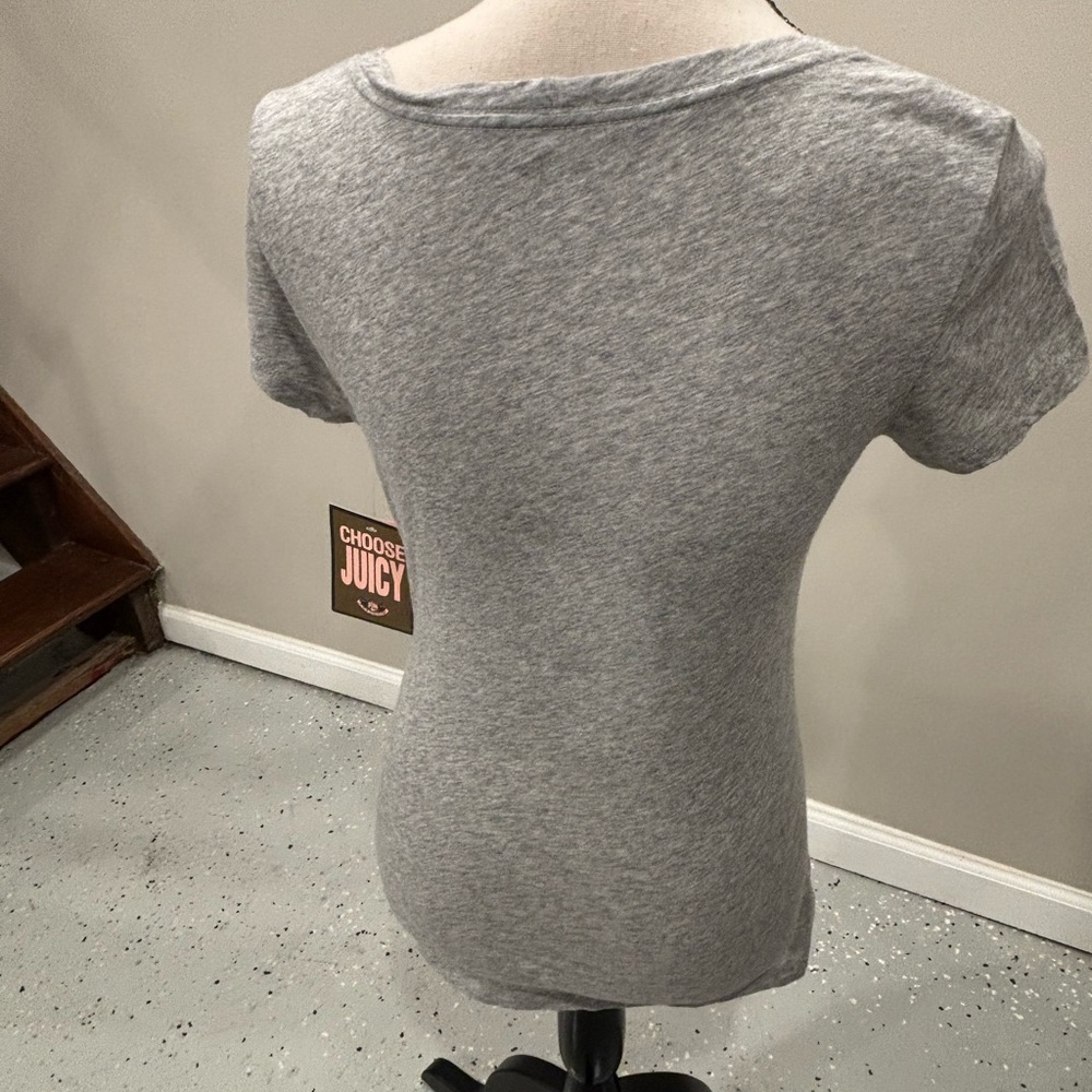 Juicy Couture Heather Gray Studded Graphic Shirt, Women’s Size Small, NWT - Picture 4 of 5